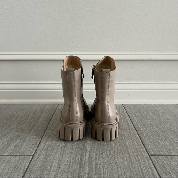 NWOT Genuine Shearling and Leather Beige Boots - Picture 6 of 7
